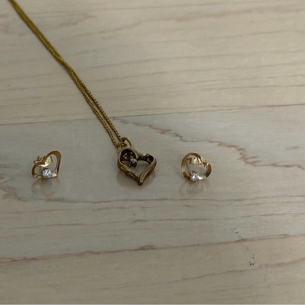 Gold Heart Pendant Necklace and Diamond Earrings Set